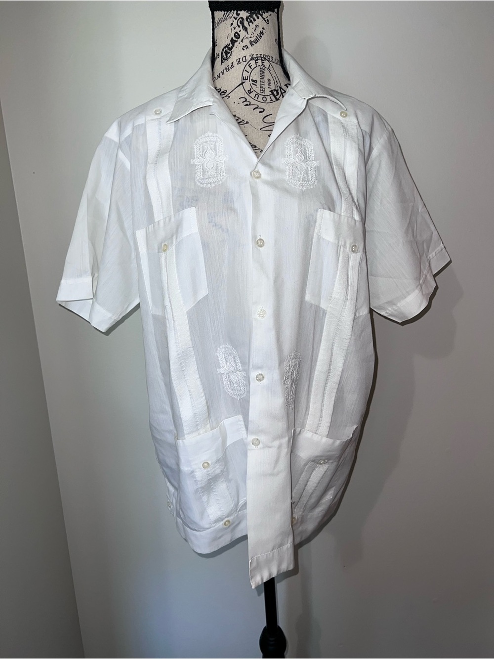 VTG Guayaberas Yucatecas White Embroidered Guayabera Shirt Princeton Sz M/L